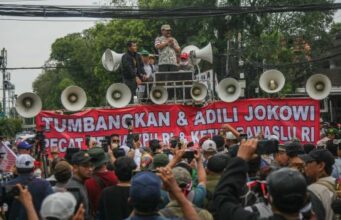Pemilu Dinilai Amburadul, Eks Danjen Koppasus Desak KPU Hentikan Penghitungan Suara