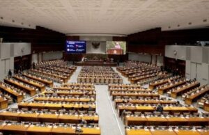 Masyarakat Perlu Dorong Realisasi Hak Angket DPR