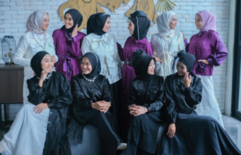 RizkaAde Rilis Koleksi Busana Hari Raya Bermakna Milik Tuhan
