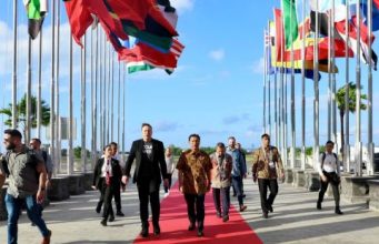 Peluncuran Starlink, Elon Musk Disambut Luhut di Bali