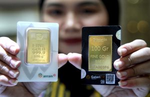 Senin 246, Harga Emas Antam Naik Jadi Rp1,360 Juta per Gram