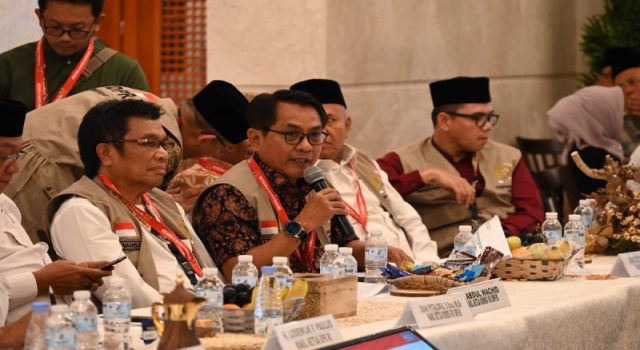 Polemik Pengalihan Kuota Haji Reguler ke ONH Plus, Timwas DPR Pertanyakan Dasar Hukumnya