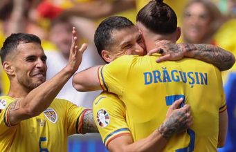 Rumania Vs Ukraina Rumania Menang Telak 3-0
