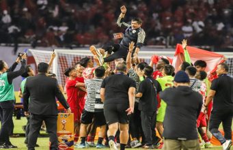 Bawa Timnas Indonesia Jadi Juara Piala AFF U-19, Indra Sjafri Bernazar Kunjungi Masjidil Haram