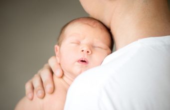 Efek Emosional Lagu Pengantar Tidur pada Bayi