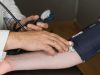 7 Kebiasaan Buruk yang Dapat Tingkatkan Risiko Diabetes dan Hipertensi