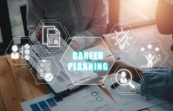 Ini Lima Keunggulan Pekerjaan Customer Experience