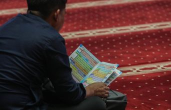 30 Huruf Hijaiyah Lengkap Cara Membaca dan Fungsinya