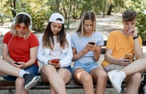 Brainrot Bahasa Gaul yang Sulit Dipahami Generasi Millenial