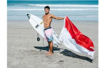 Rio Waida Melaju ke 16 Besar Fiji Pro