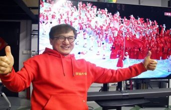 Jackie Chan Ditunjuk Bawa Obor Paralimpiade Jelang Upacara Pembukaan