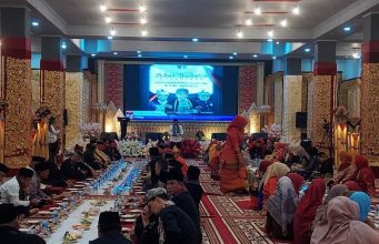 Sambut Puluhan Raja dan Sultan se Nusantara, Kota Padang Gelar Makan Bajamba Penuh Tradisi