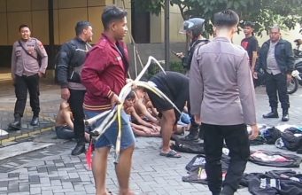 Seorang Remaja Bawa Celurit saat Hendak Tawuran di Kebon Jeruk