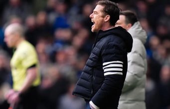 Scott Parker Bangga Burnley Curi Poin di Stamford Bridge Lewat Drama Menit Akhir