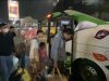 Jalur Kereta Tertutup Longsor, KAI Alihkan Penumpang Menggunakan Bus