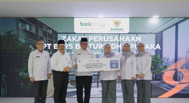Lewat Baznas, BPRS Tunaikan Zakat Perusahaan Rp890 Juta