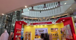 Perpaduan Sandal Kayu dan Batik Jadi Andalan UMKM Tangerang