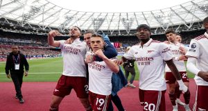 West Ham United vs Arsenal, Gol Leandro Trossard Kokohkan The Gunners di Puncak Klasemen