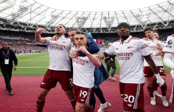 West Ham United vs Arsenal, Gol Leandro Trossard Kokohkan The Gunners di Puncak Klasemen