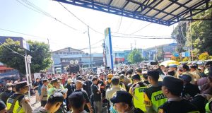 Ratusan Pensiunan Demo Kasus Penipuan, Bank Mandiri Taspen Angkat Bicara
