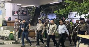 Kejagung Ungkap Alasan Febrie Adriansyah tidak Pakai Rompi Tahanan Buru-Buru, Sudah Malam